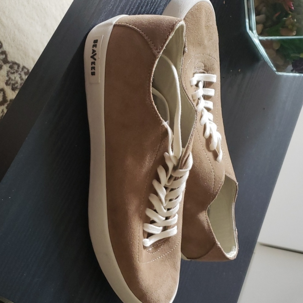 Shoes - Picture 2 of 2